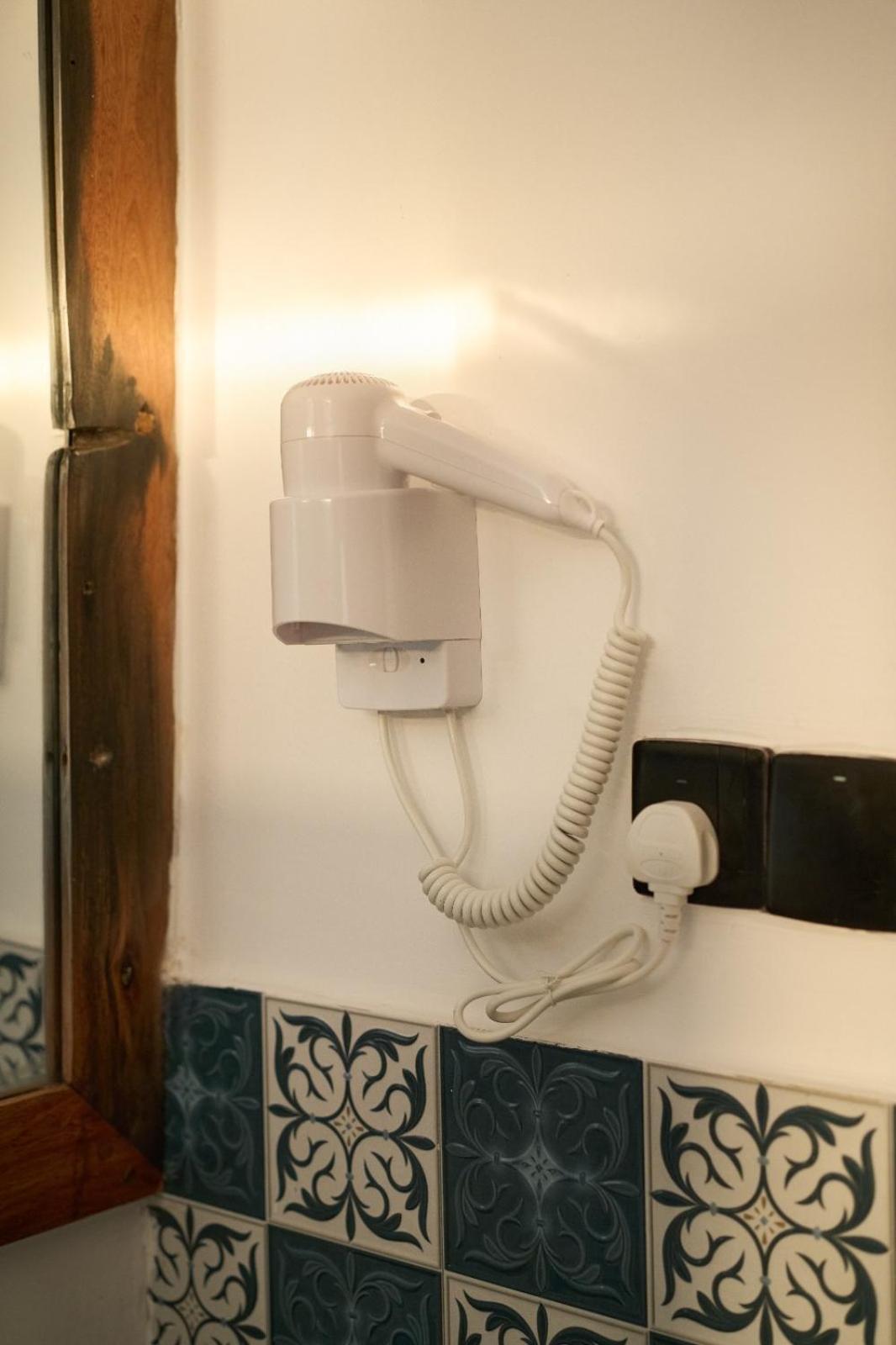 Dhow Beach Boutique Hotel Нунгви Экстерьер фото